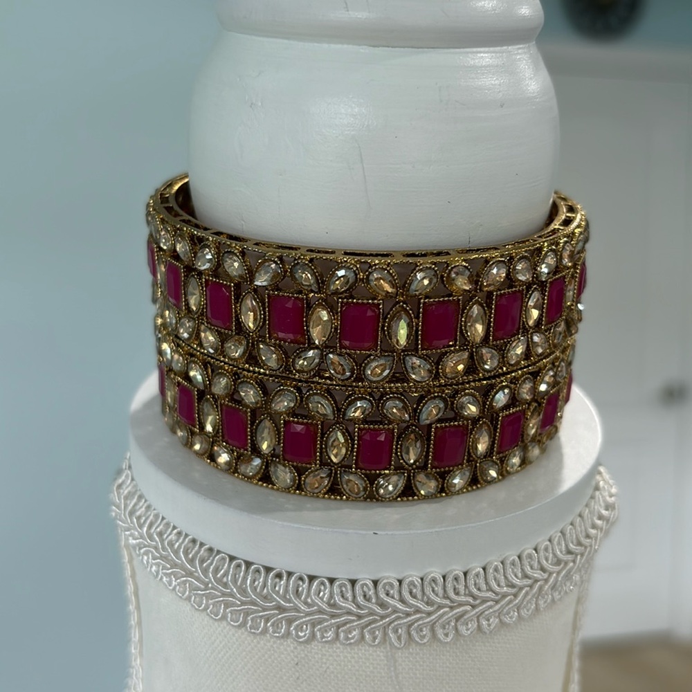 Beautifully designed and crafted bangles made in India!